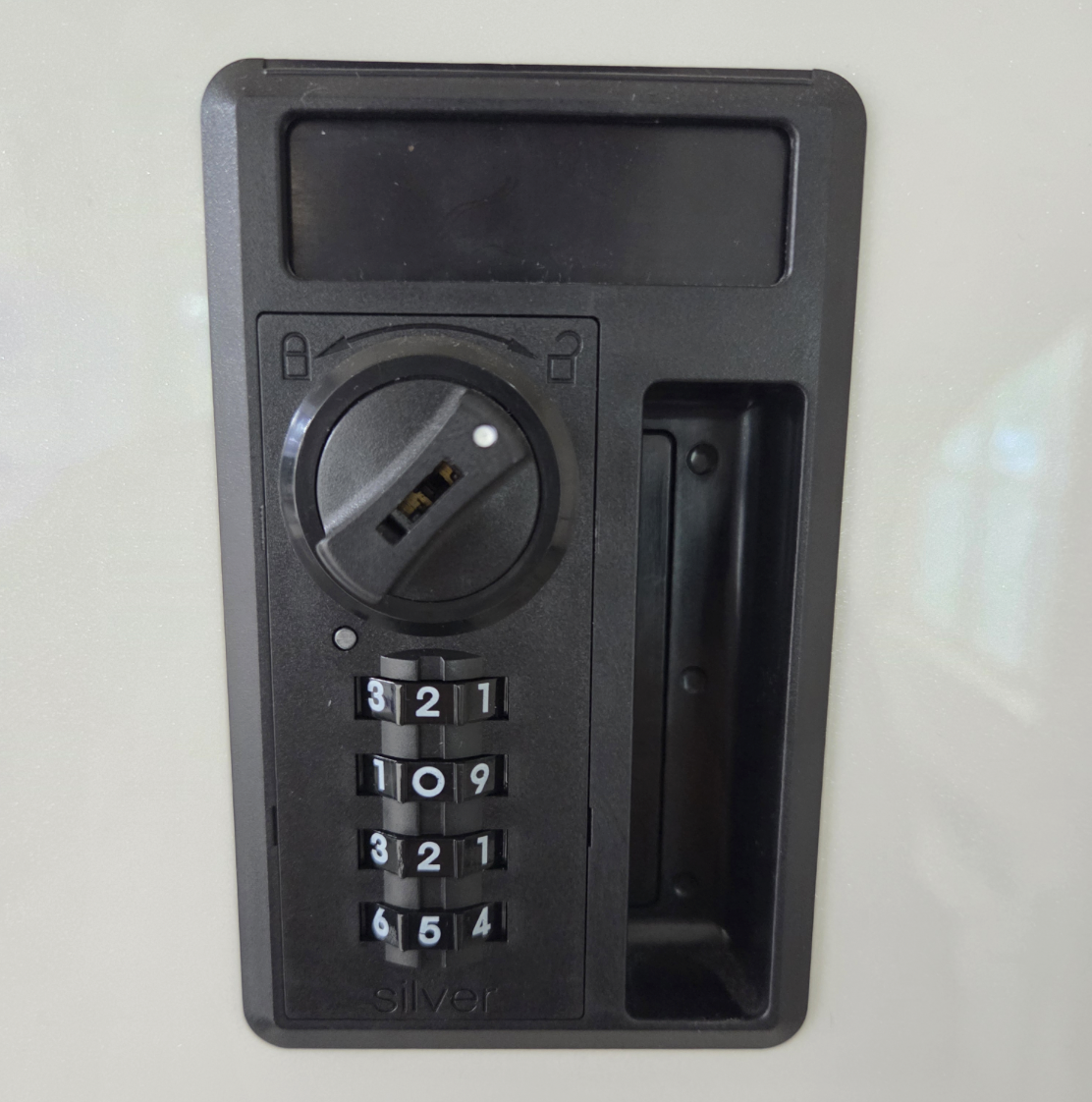 새 비밀번호 설정